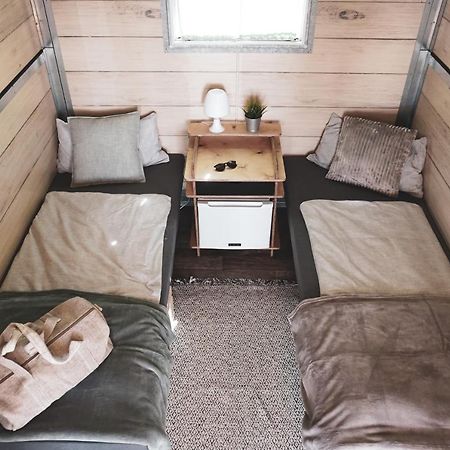 Kieler Woche Lodge Camp Esterno foto