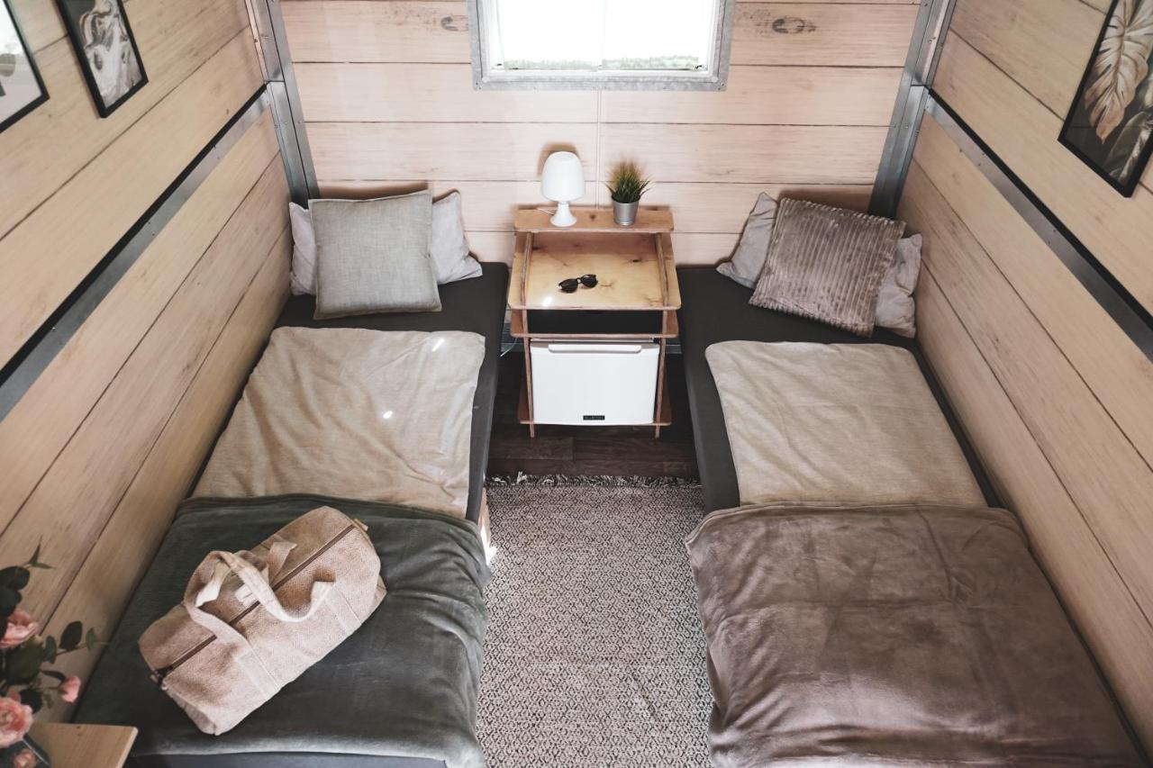 Kieler Woche Lodge Camp Esterno foto